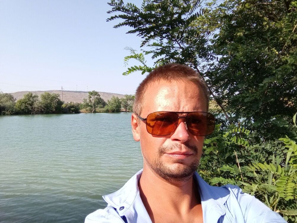  29095546  , 37 ,    
