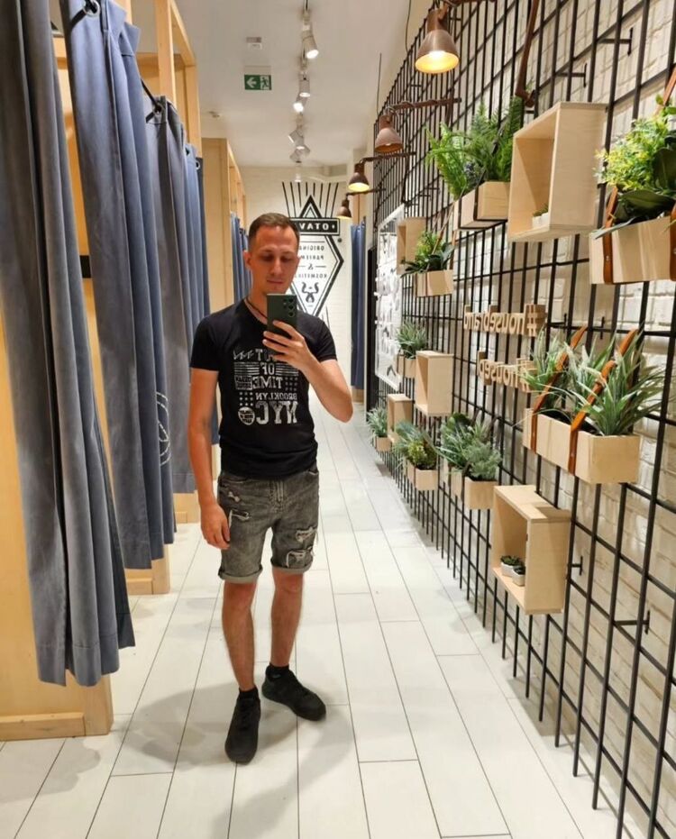  ,   , 28 ,   ,   