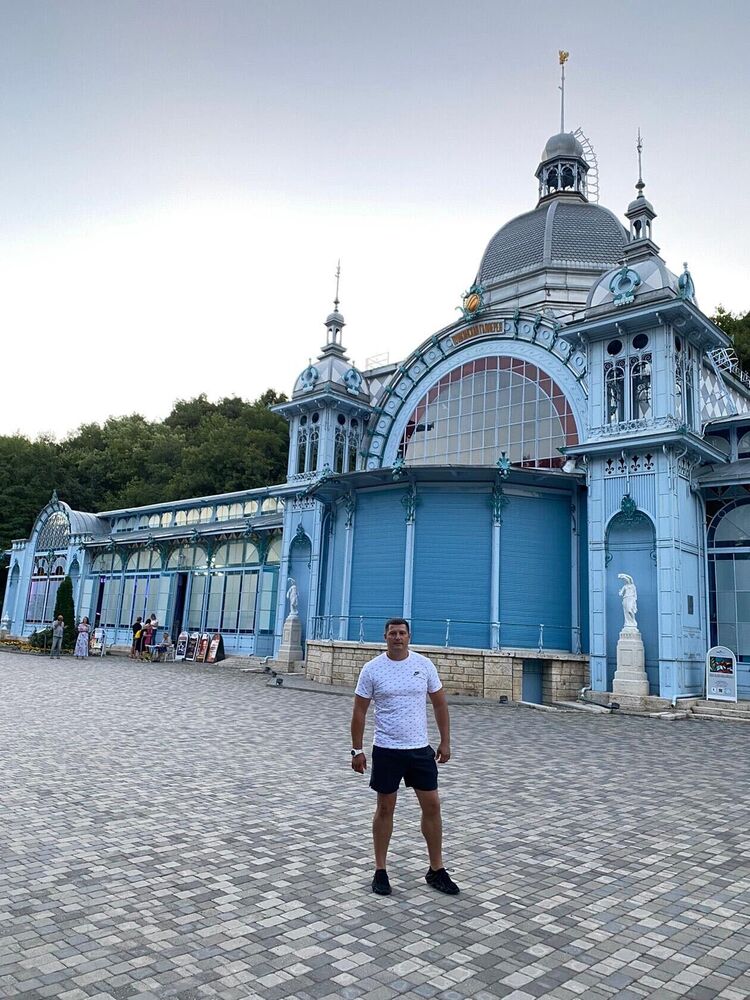  ,   Oleg, 38 ,   ,   