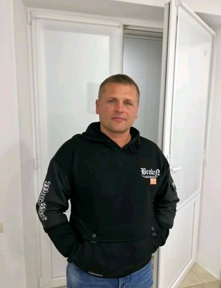  50270246  , 37 ,    