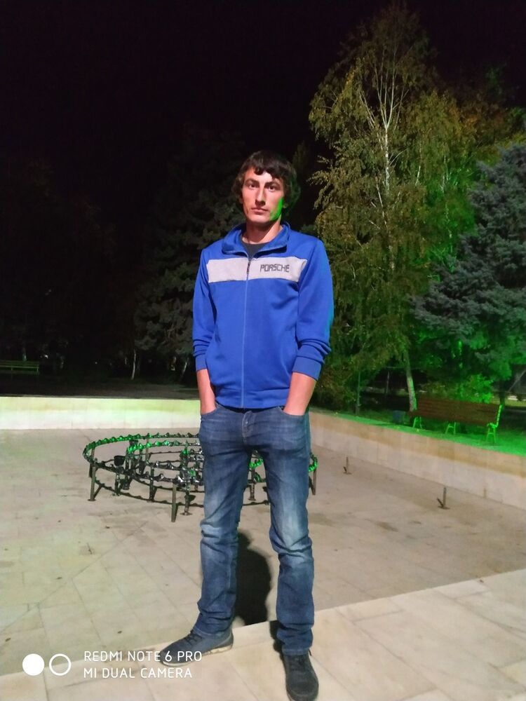  18389976  , 30 ,    