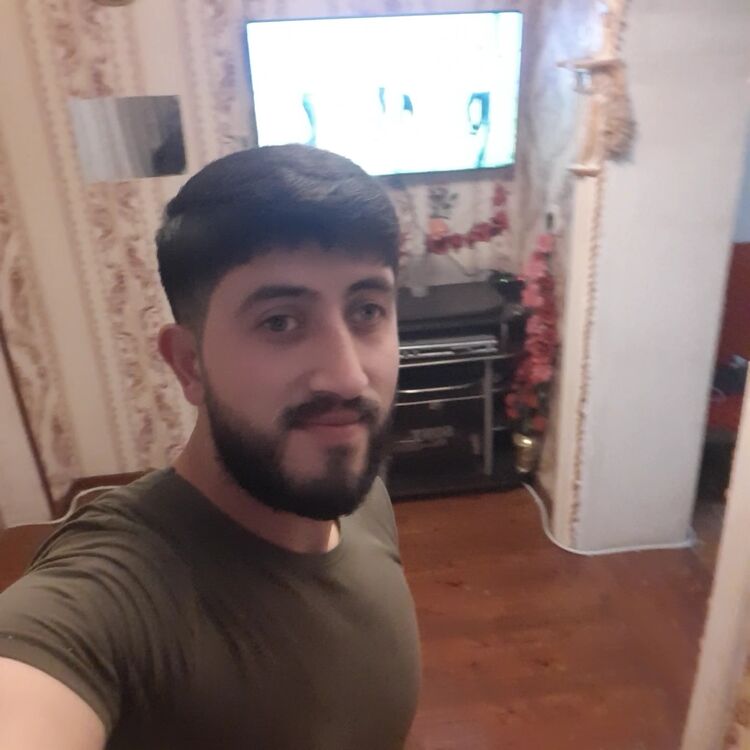  22636046  Bosss, 33 ,    