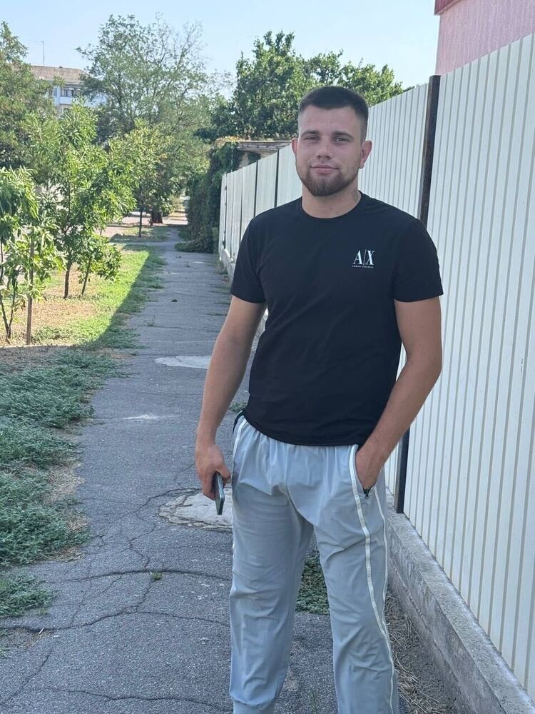 ���� 46098946 ������� Adam, 27 ���, ���� ���������� � ����������