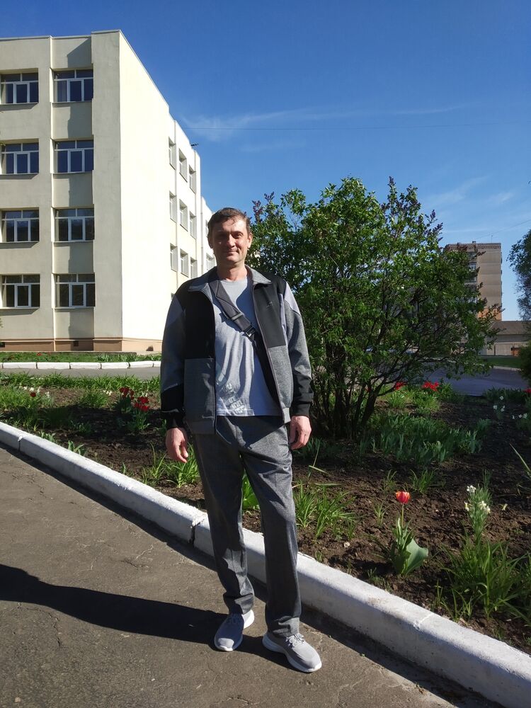  25446576  Sergey, 50 ,    