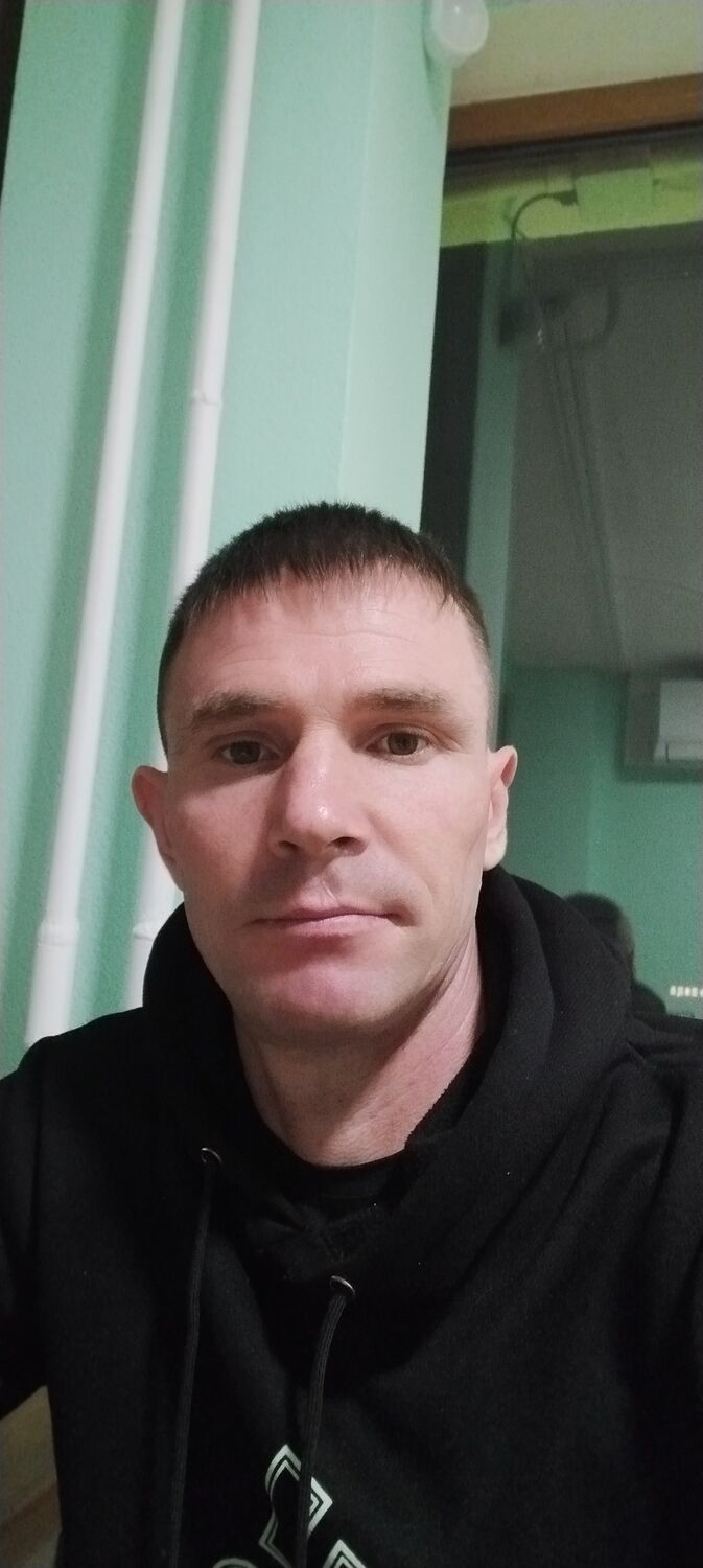  ,   Denis, 40 ,   ,   