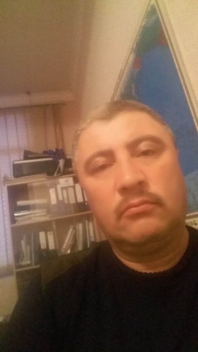  9785456  Malik, 54 ,    