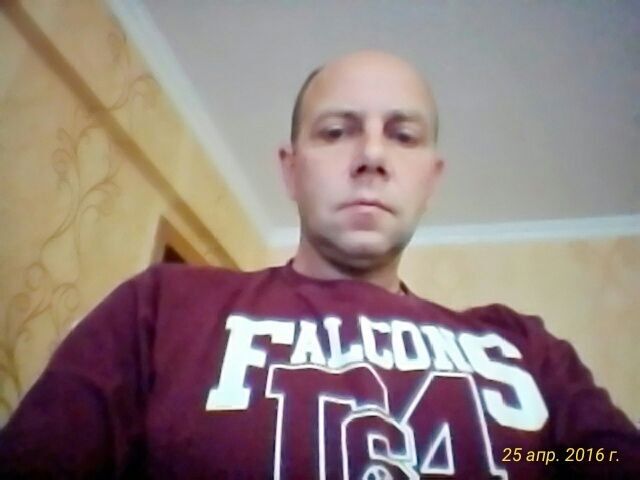  ,   Alek, 47 ,  