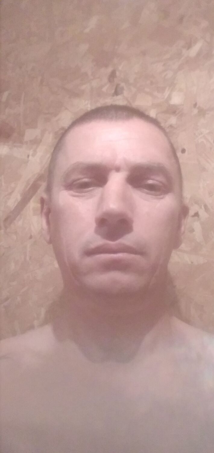  ,   Miron, 43 ,   ,   