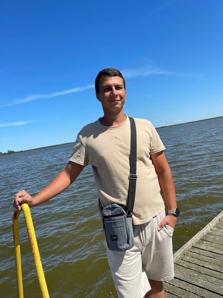  ,   , 28 ,   c 