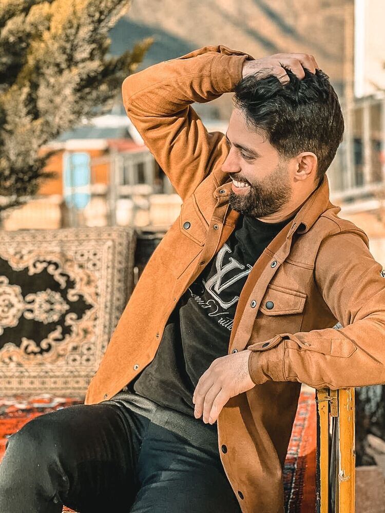  40842836  Mehdi zamani, 32 ,    