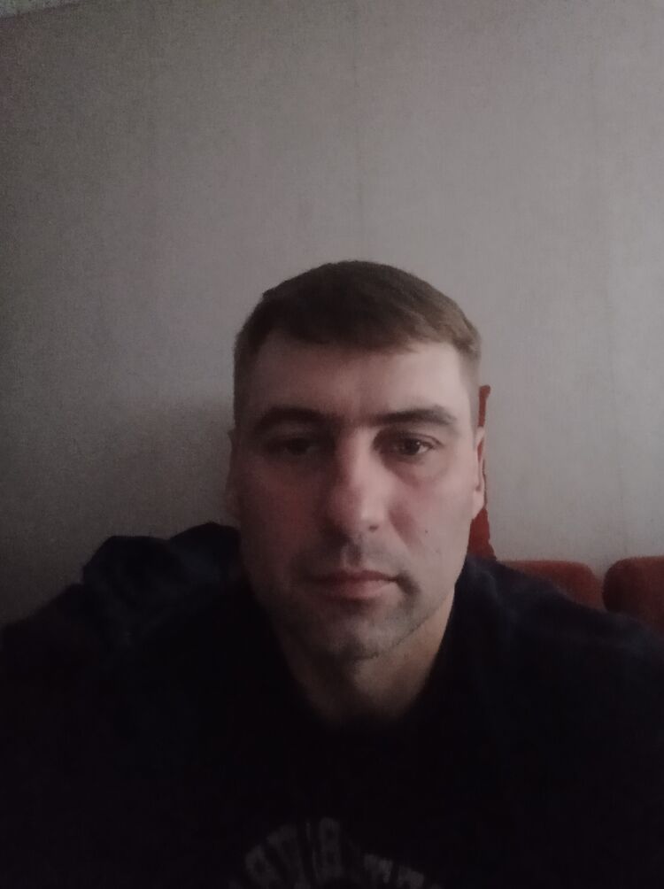  46815856  , 32 ,    