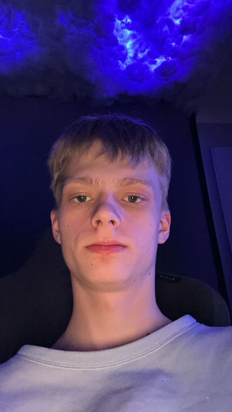  47658866  , 21 ,    