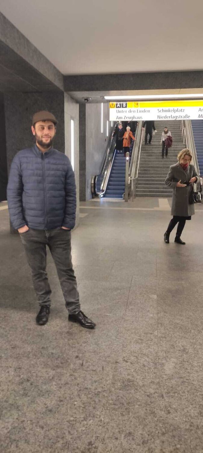  Giessen,   , 37 ,   ,   