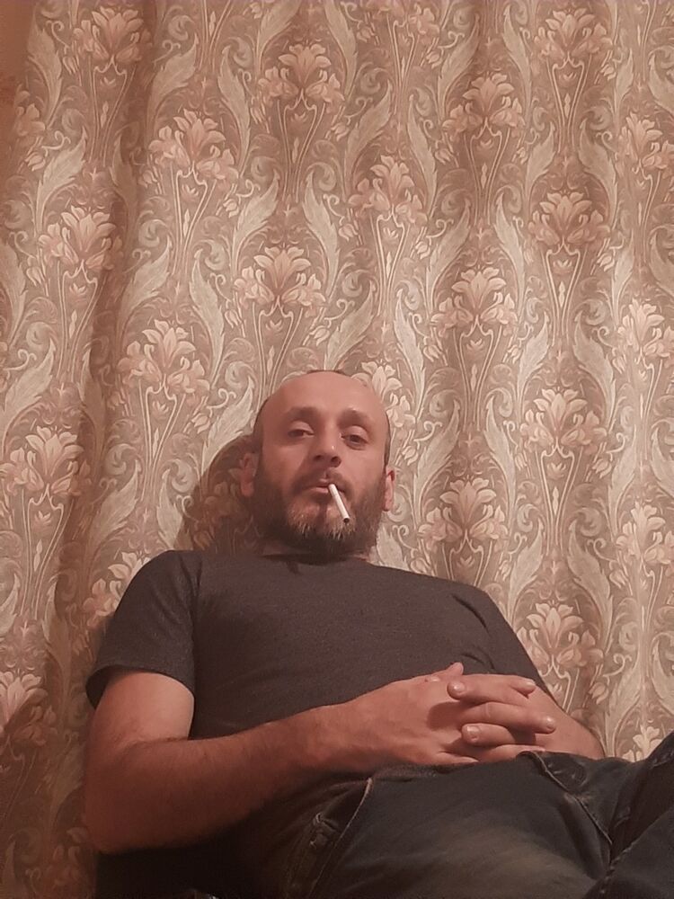  ,   Maxo, 42 ,   ,   , c 