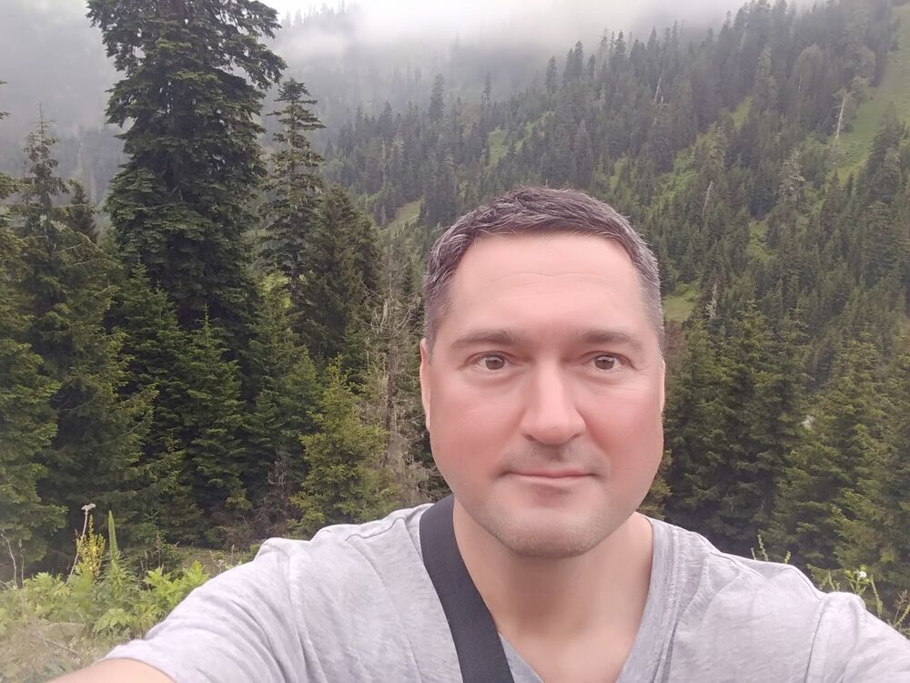  ,   Serge, 48 ,   ,   , c 