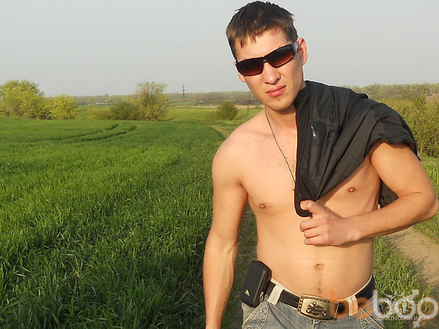  --,   Artem, 42 ,   