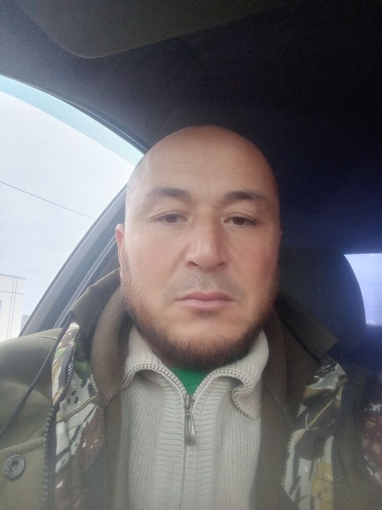  46773106  Hasan, 49 ,    