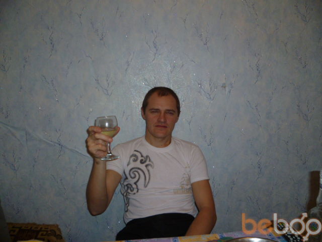  995856  Vladimir, 54 ,    
