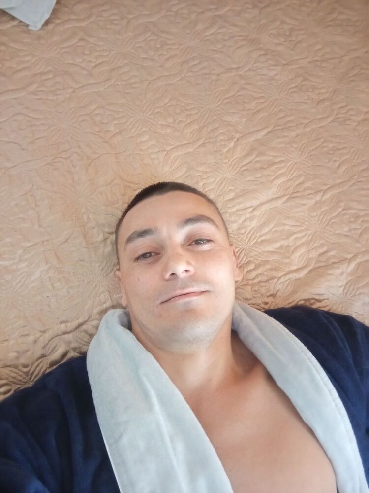  46338136  , 39 ,    