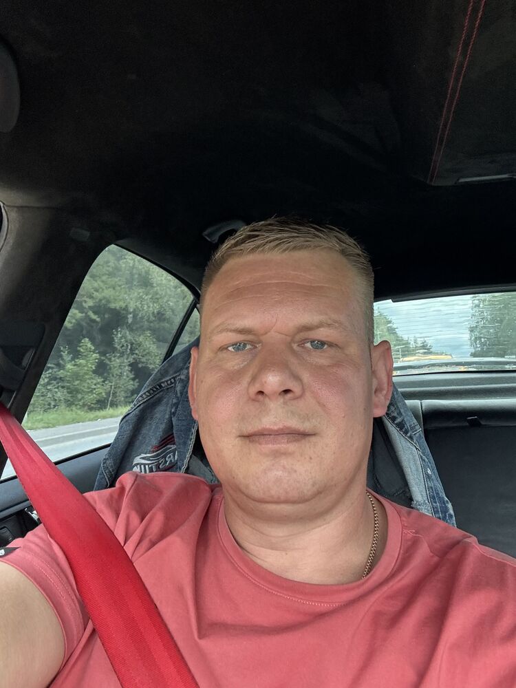  53137826  , 40 ,    