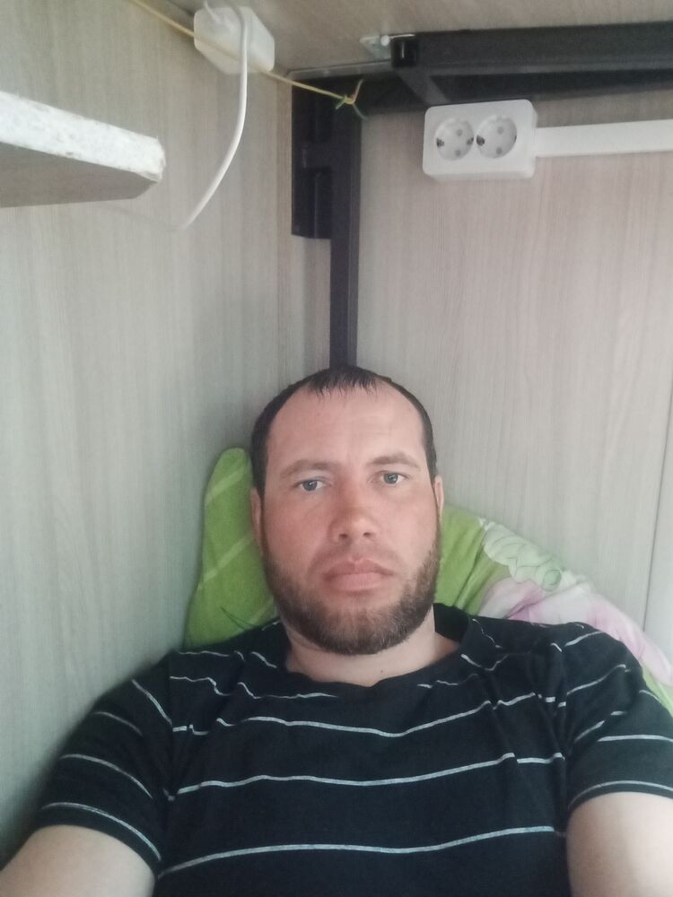  44178926  , 38 ,    -