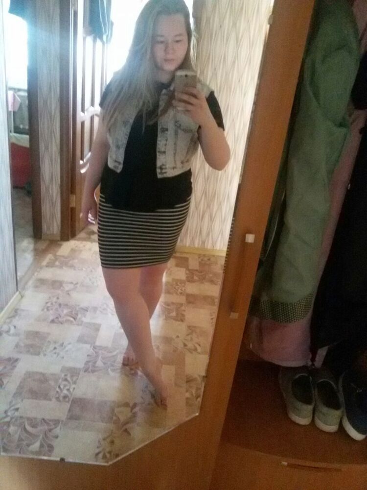  9795696  Yulia, 30 ,    