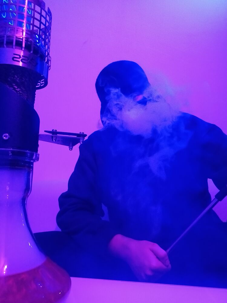  31052886  Daniil, 27 ,    