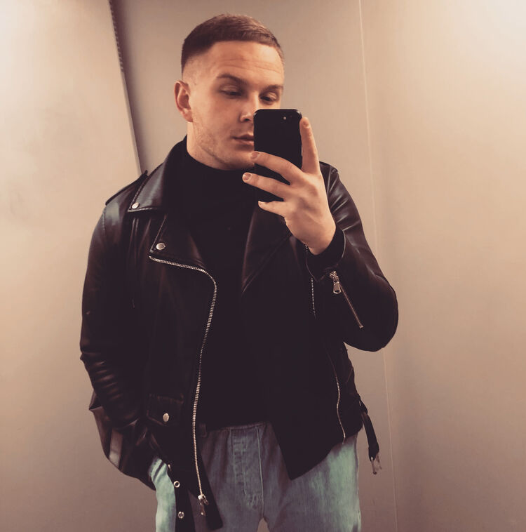  ,   Alexander, 28 ,   ,   