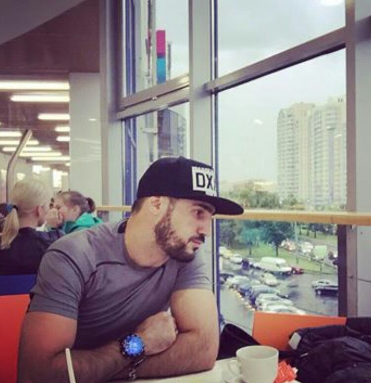  ,   Kenan, 38 ,   ,   , c 