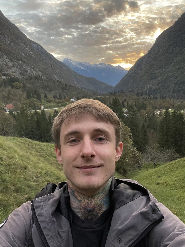 ���� 54188886 ����� Roman, 25 ���, ���� ���������� � Bovec