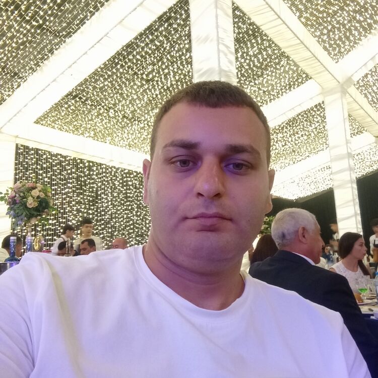  54663806  Vusal, 32 ,    