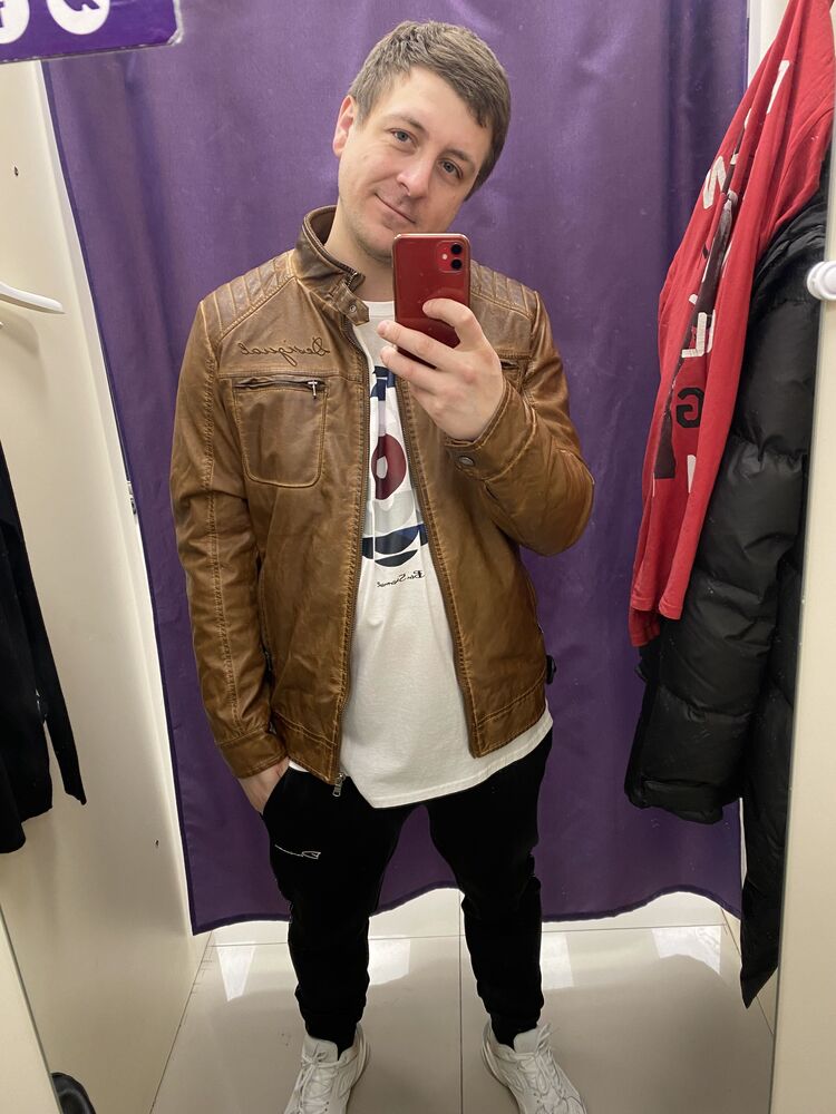 ���� 28897046 ������� �������, 33 ����, ���� ���������� � �����-����������