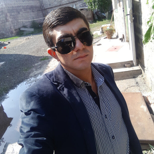  18857966  Siro, 28 ,    