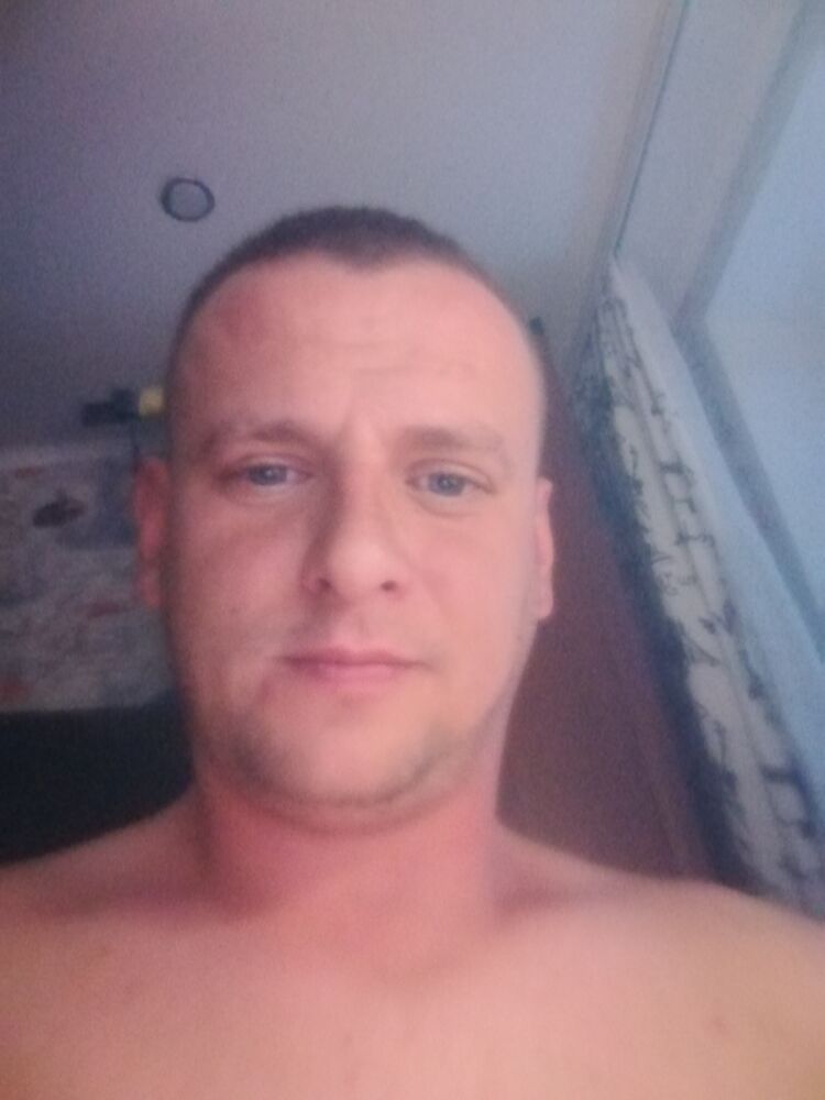  52794306  , 37 ,    