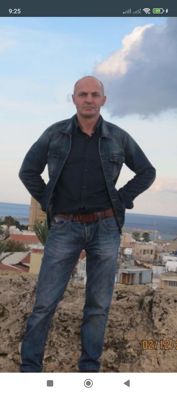  50407696  Kamil, 58 ,    