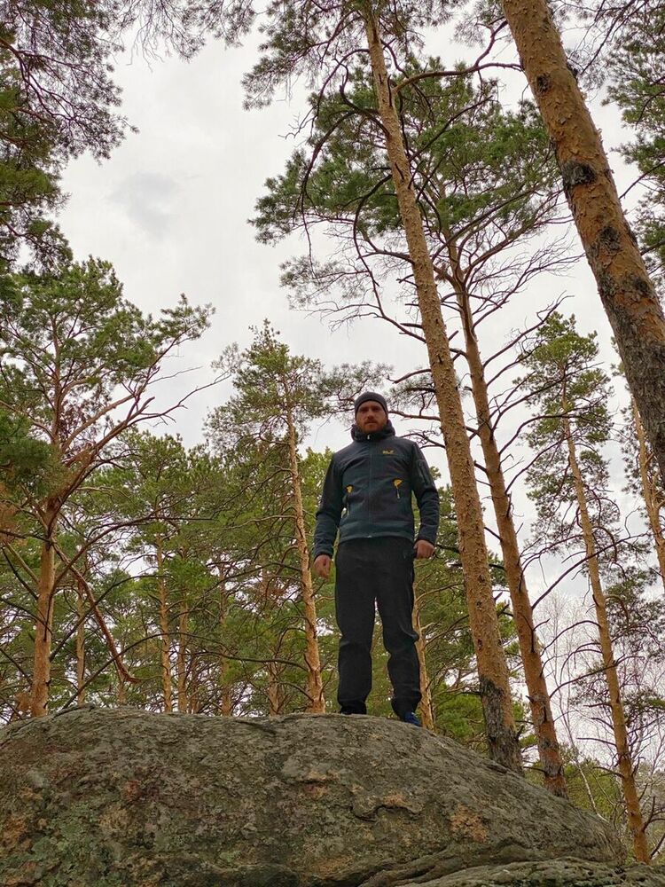  ,   Stefan, 34 ,  