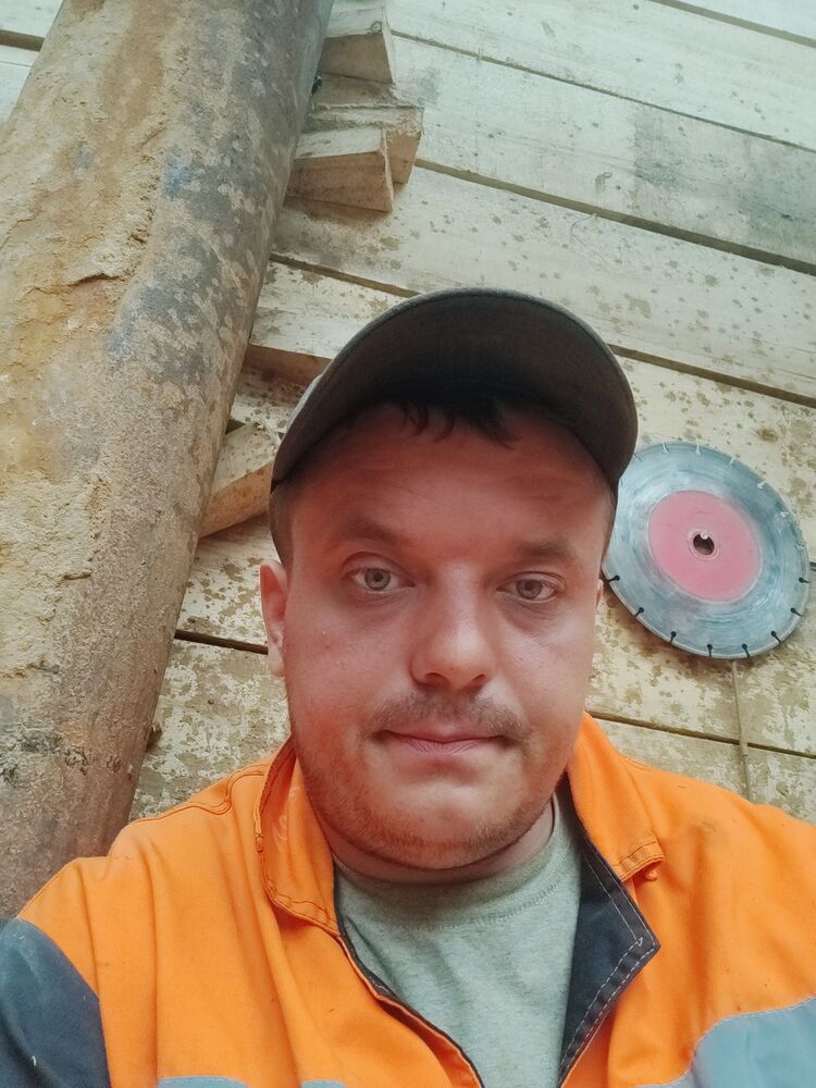  28641696  Oleg, 33 ,    