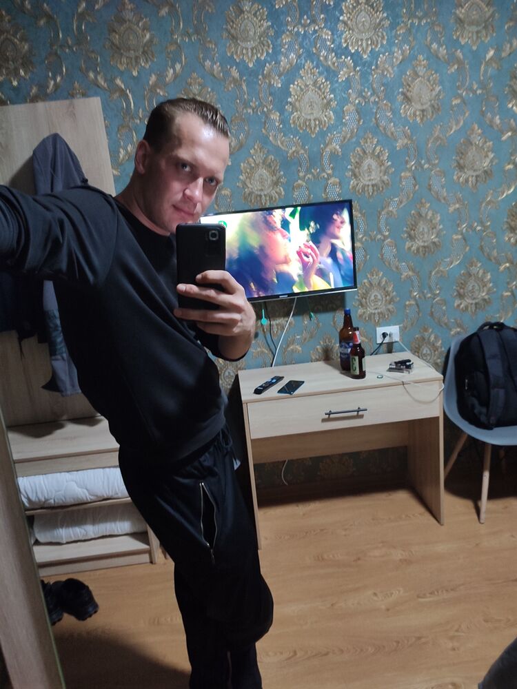  31054046  , 36 ,    