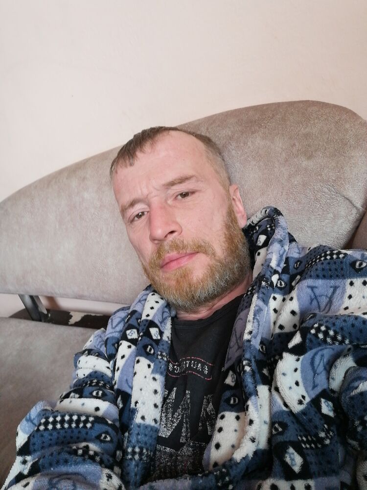  32339616  , 49 ,    