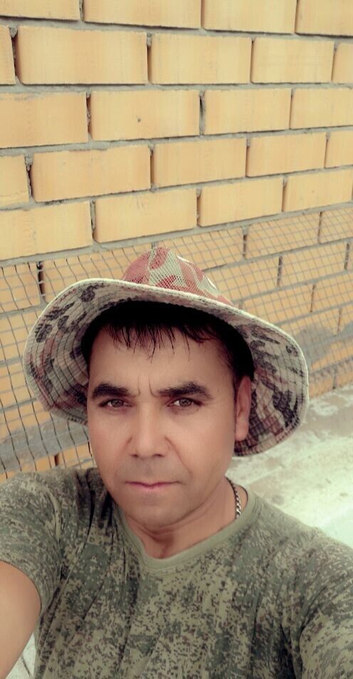  ,   Sasha, 46 ,   ,   , 