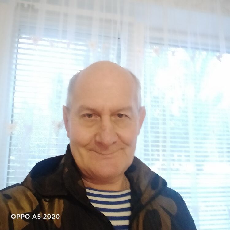  44810876  , 61 ,    