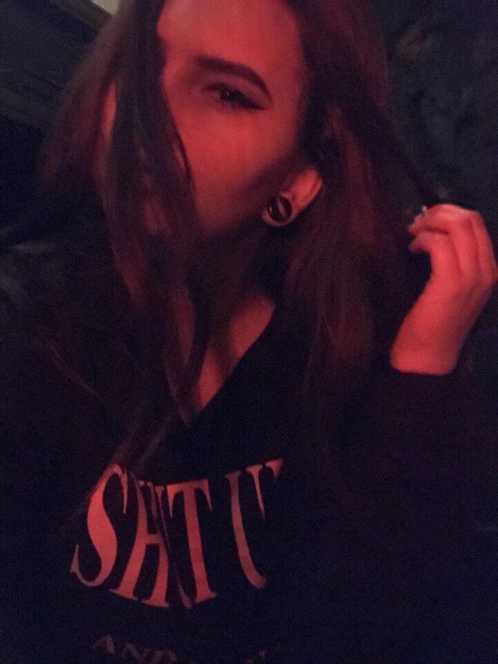  ,   Adina, 25 ,   ,   , c 