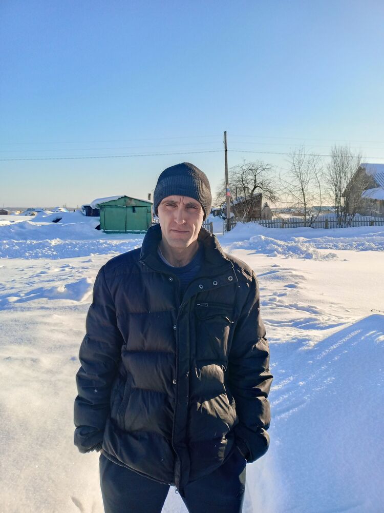  36802246  Evgeny, 38 ,    