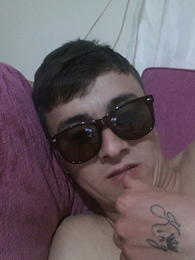  15525356  Joni, 30 ,    