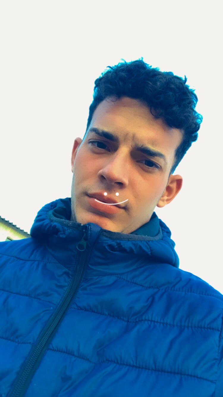  53375816  Alex, 18 ,    