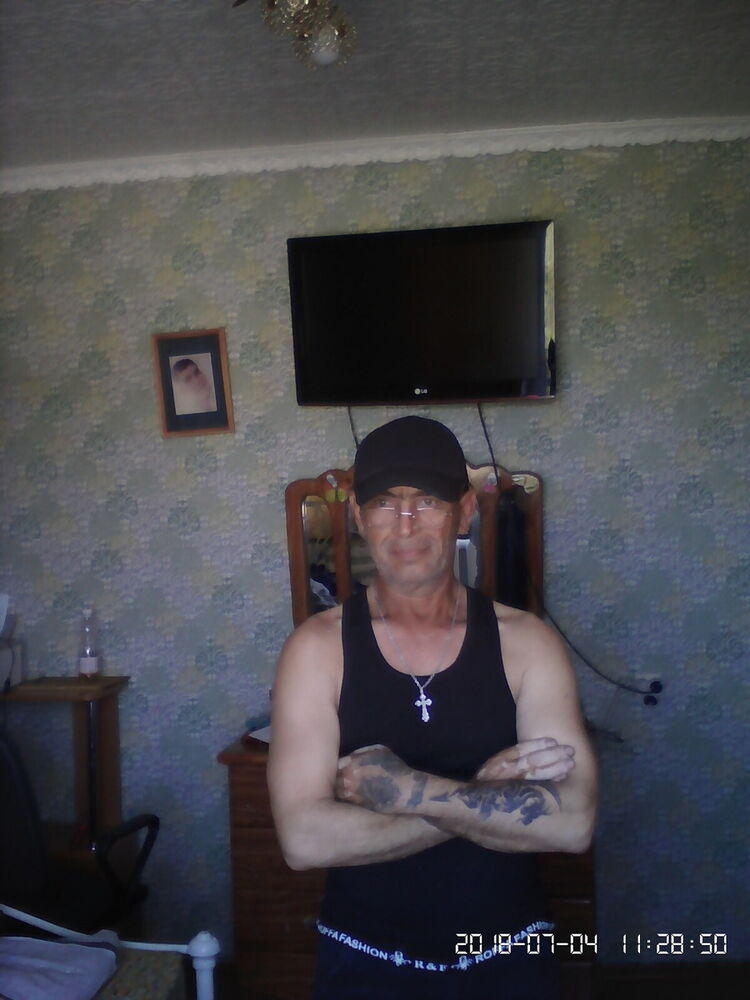  12735026  Pavel, 62 ,    