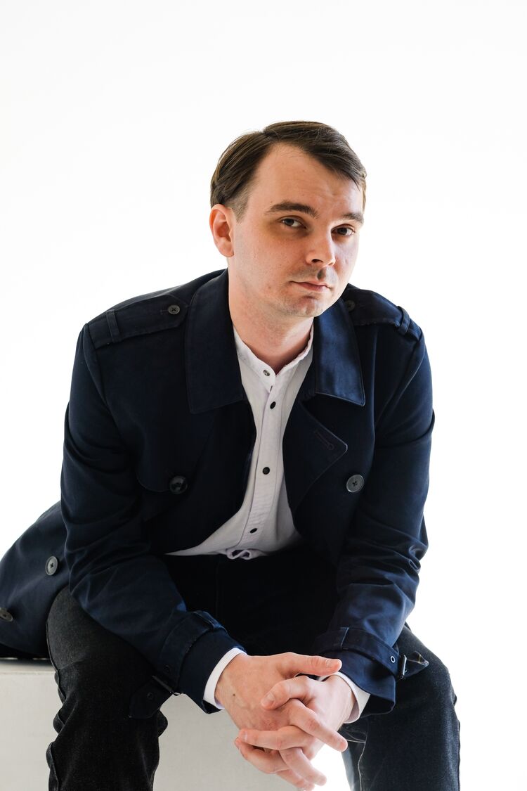  44626346  , 33 ,    -