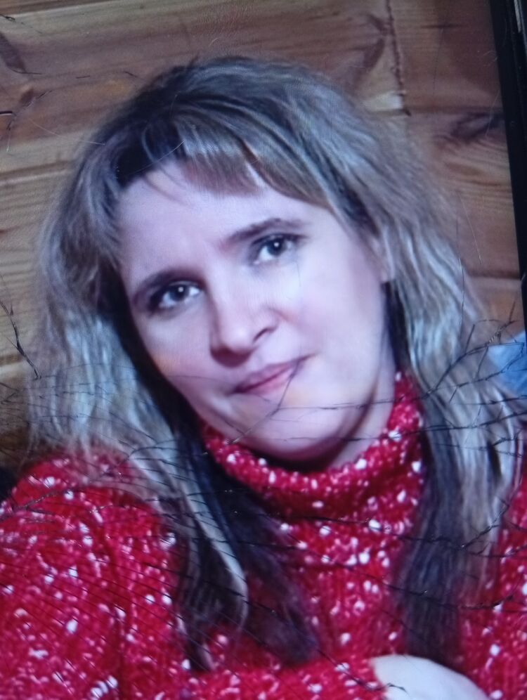  ,   Olga, 43 ,   c 