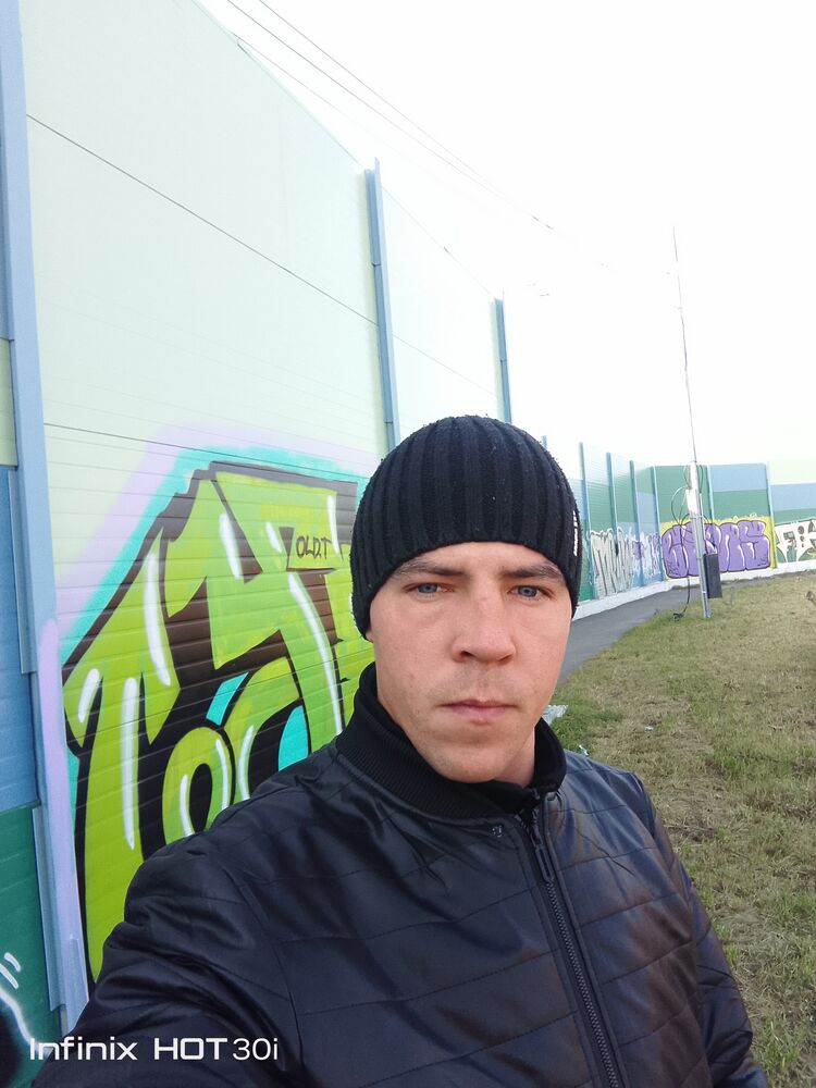  ,   Maksim, 28 ,   ,   