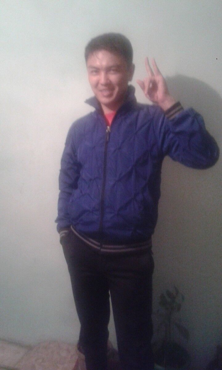  5932596  A I d o s, 37 ,    